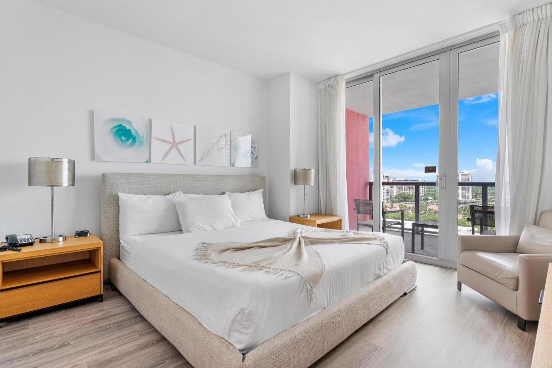 Modern One Bedroom Rental At Beach Walk Resort Miami 18Th Floor Hallandale Beach Dış mekan fotoğraf